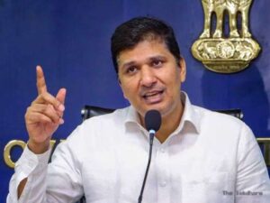 छठ पर यमुना में बनाया गया अलग घाट