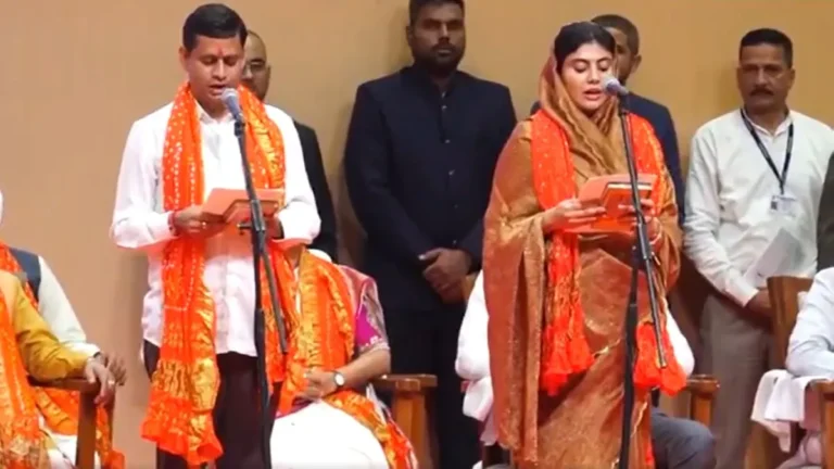 क्षत्रिय और युवा और महिला