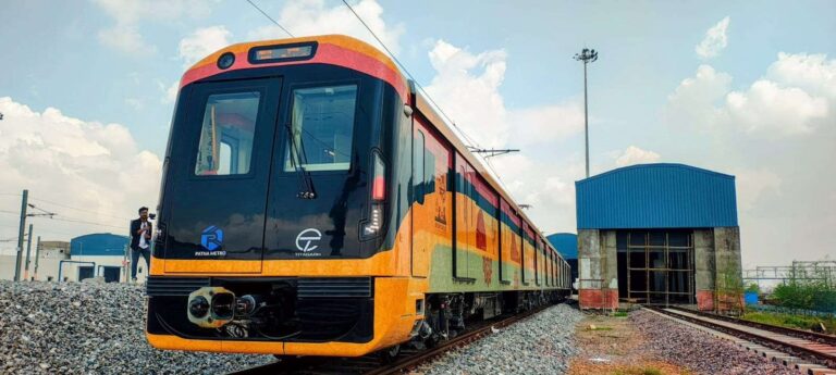 पटना में 6 अक्तूबर से मेट्रो सेवा शुरू होगी।
