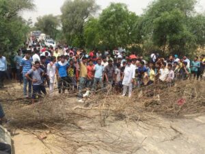 बिहार में सड़क चौड़ीकरण को लेकर गांवों में भारी विरोध, वीडियो वायरल